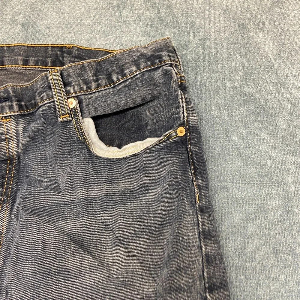 Levi's 501 Jeans Mens 38 Black Denim Straight Medium Wash High Rise Original Fit